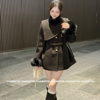 围脖正肩高级感毛呢风衣连衣裙秋冬2025年厚款毛袖中长款呢子外套