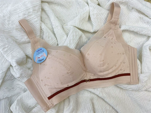 Обратная связь с моделью благосостояния 34/75 ярдов, бюстгальтеры, небольшие груди собрались и оплатили пару корректировки груди, нижнее белье очищается, а склад не возвращает деньги