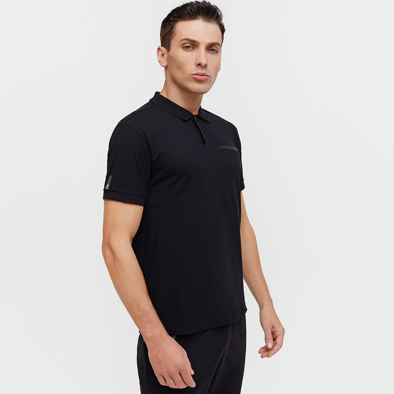 DESCENTE TRAINING MEN'S SHORT-SLEEVED POLO SHIRT D0211TPS32