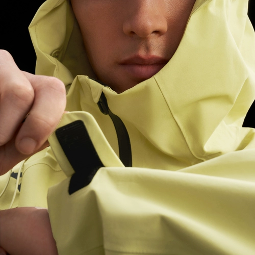 Водонепроницаемая ветрозащитная куртка