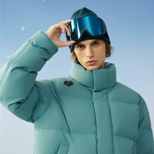 Короткий пуховик подходит для мужчин и женщин