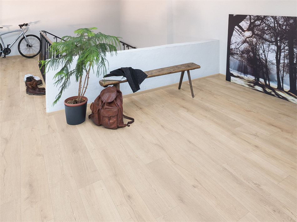 10mm Aige Floor original Imported Reinforced Composite Geothermal Environmental Protection Flooring 5 1 Ex-gratia Sold Flowers