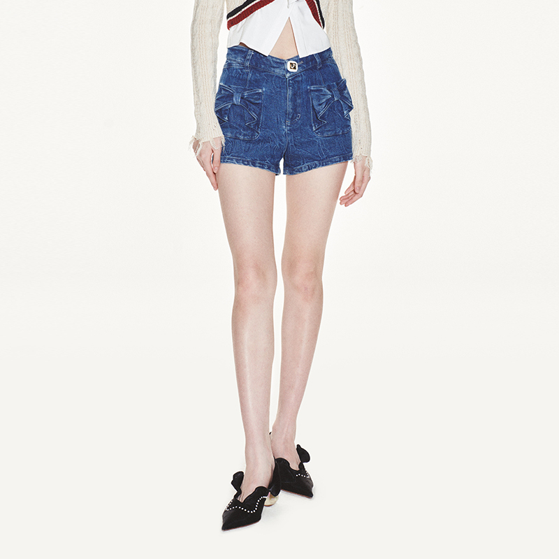 Lefame Summer Bowknot Hong Kong Style Metal Rhinestone Pocket Denim Casual Women's Shorts Hot Pants