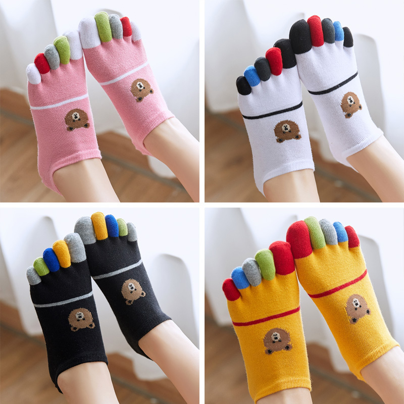 Lan Zixin's New Spring and Summer Women's Five-Toe Socks, Pure Cotton, Semi-Invisible, Cute Bear Design, Separated Toe Boat Socks, Sweat-Absorbent