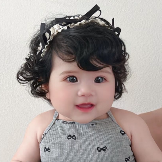 Children's Wig, Short Curly Hair, Sweet and Natural, Slightly Wavy, Playful and Comfortable, Bob Style, Everyday Fluffy, Realistic Full Wig