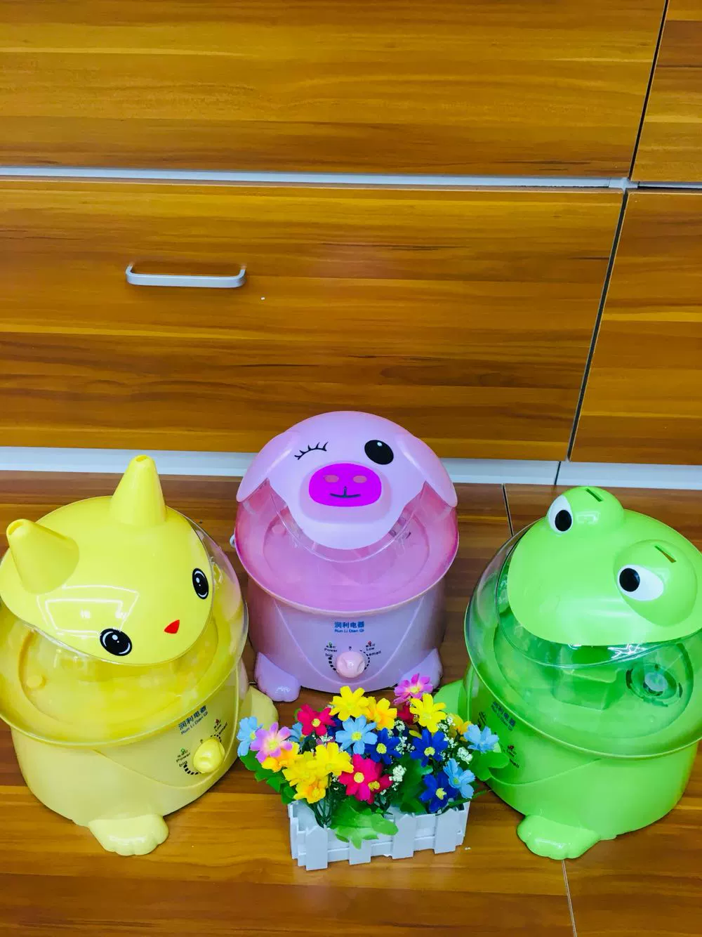 Chính hãng Mới Feilen Frog Pikachu Pig Home Mute Phòng ngủ Phòng khách Máy tạo độ ẩm - Máy giữ ẩm