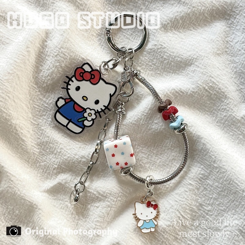 Hugo Little Red Book Same Style Cute Blue and White Kt Cat Beaded Phone Chain Bag Charm Keychain Phone Lanyard Hugo Little Red Book Same Style Cute Blue and White Kt Cat Beaded Phone Chain Bag Charm Keychain Phone Lanyard
