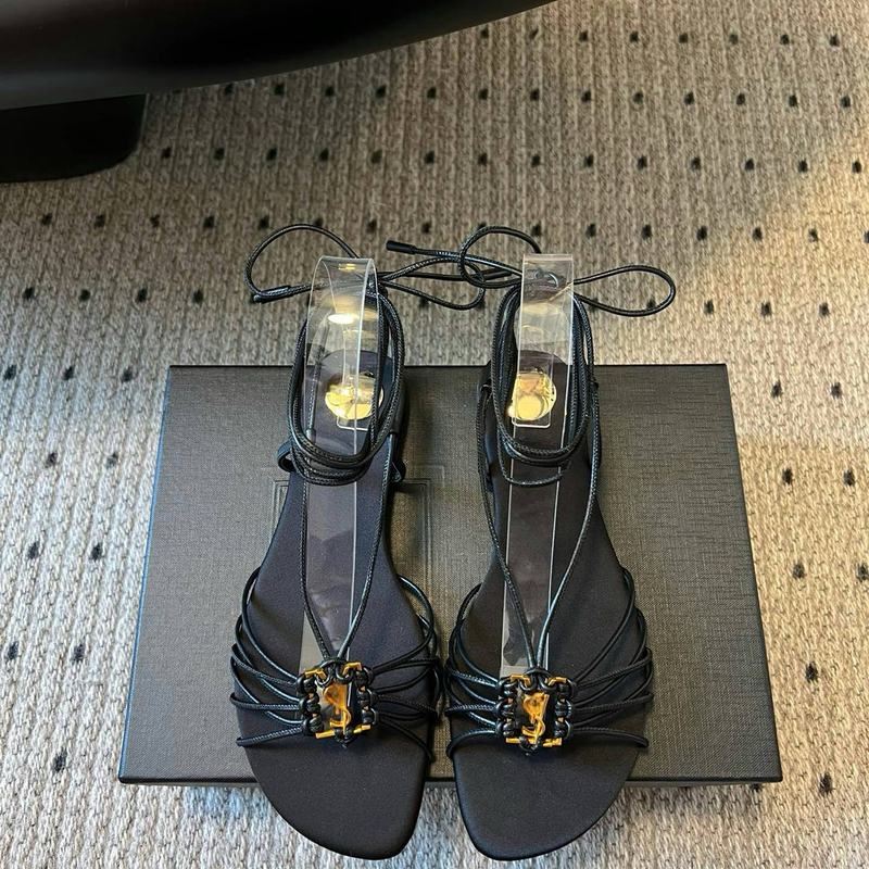 Uutp2025 High-End Sexy Heart-Shaped Roman Sandals with Metal Buckle, Unique Open-Toe Straps, Women's Hollow-Out Rhinestone Sandals ins Uutp2025 High-End Sexy Heart-Shaped Roman Sandals with Metal Buckle, Unique Open-Toe Straps, Women's Hollow-Out Rhinestone Sandals ins