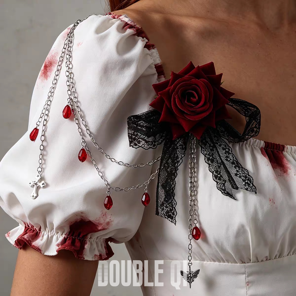 Sweet and cool Halloween rose brooch, dark gothic style moth with blood dripping tassel pin, European and American nightclub accessories