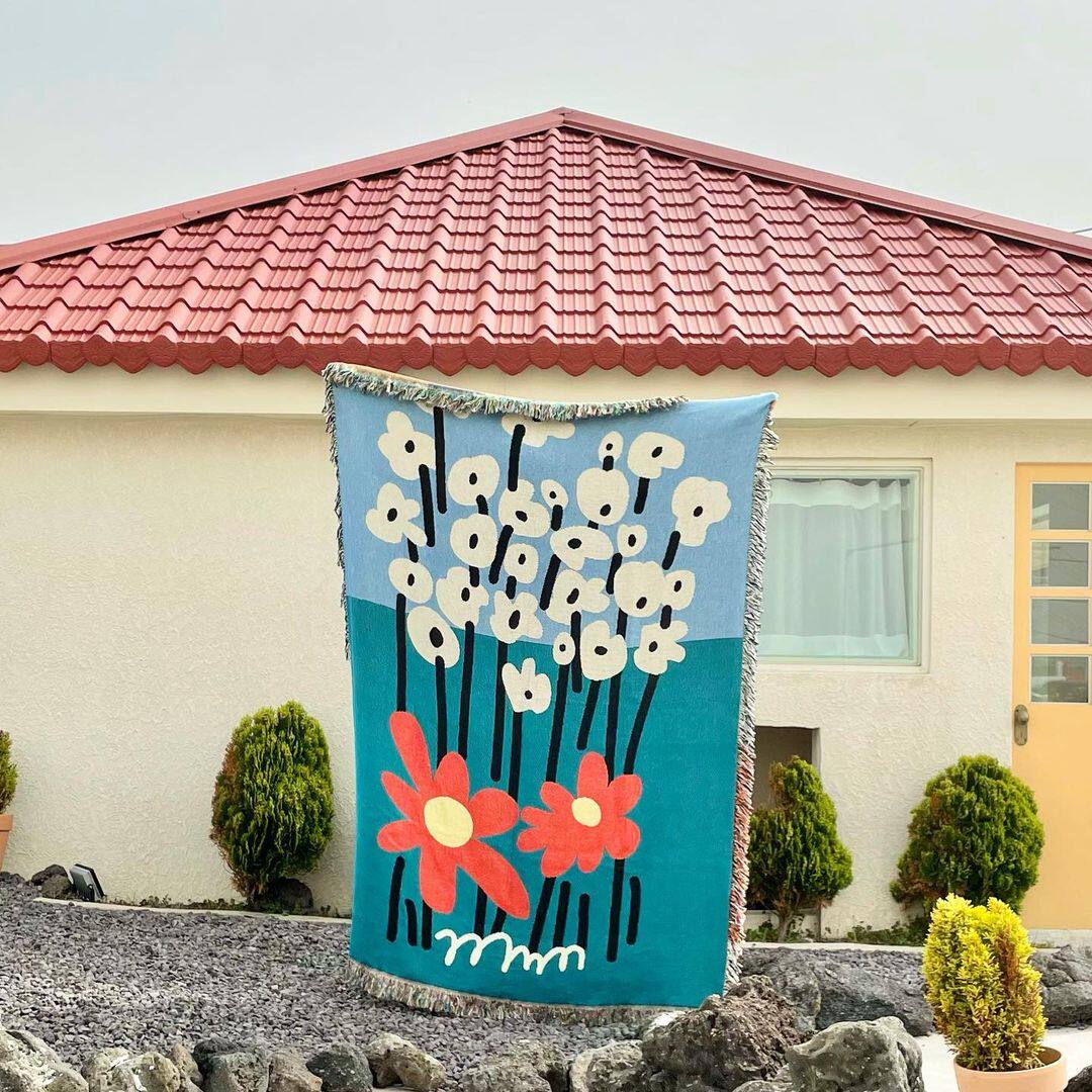 GALA Korean style small frescoed sofa blanket cushions with wind casual blanket cover blanket camping picnic mat wall decoration tapestry