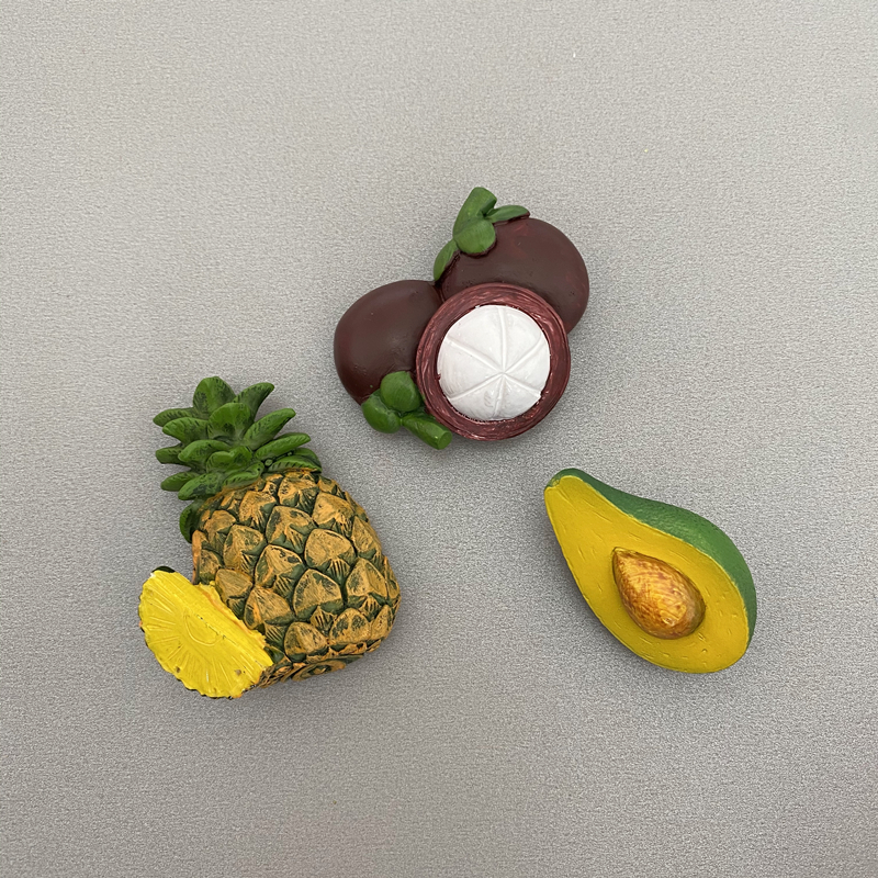 (4) New cute simulation stereoscopic 3D fruit avocado pineapple mangosteen magnetic refrigerator sticker