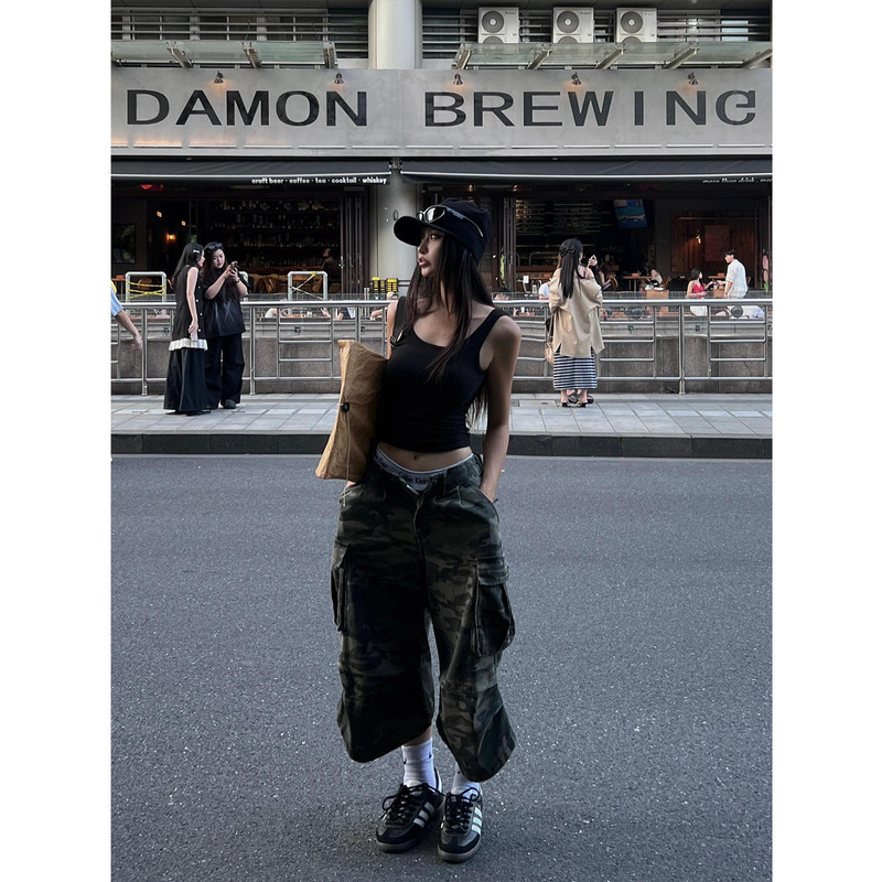 American-Style Trendy Retro Camouflage Workwear Cropped Pants for Men, Street Style, Cool and Loose, Casual, Versatile, Multi-Pocket Wide-Leg Pants American-Style Trendy Retro Camouflage Workwear Cropped Pants for Men, Street Style, Cool and Loose, Casual, Versatile, Multi-Pocket Wide-Leg Pants