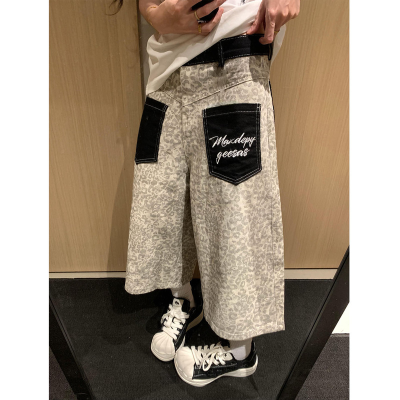 American Retro Leopard Print Patch Pocket Cropped Denim Shorts for Men, Summer Street Fashion Brand, Loose Casual Wide-Leg Shorts
