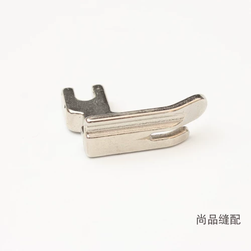 Домохозяйственная машина встроенная проволока нажатия старой модной домашней швейной машины.