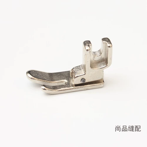 Домохозяйственная машина встроенная проволока нажатия старой модной домашней швейной машины.