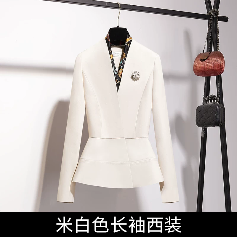Бежвая юбка, комплект, классика пиджак костюм,Overall
