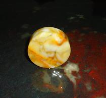 Guilin Longsheng chicken blood jade raw stone wool bracelet core raw stone size 5 6*1 8CM weight 130 grams