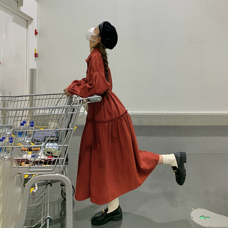 Red Retro Long-Sleeved Shirt Dress for Women, Mid-Length, 2026 Spring New Style, French-Style Waist-Cinching, Slimming, Mature Style Dress