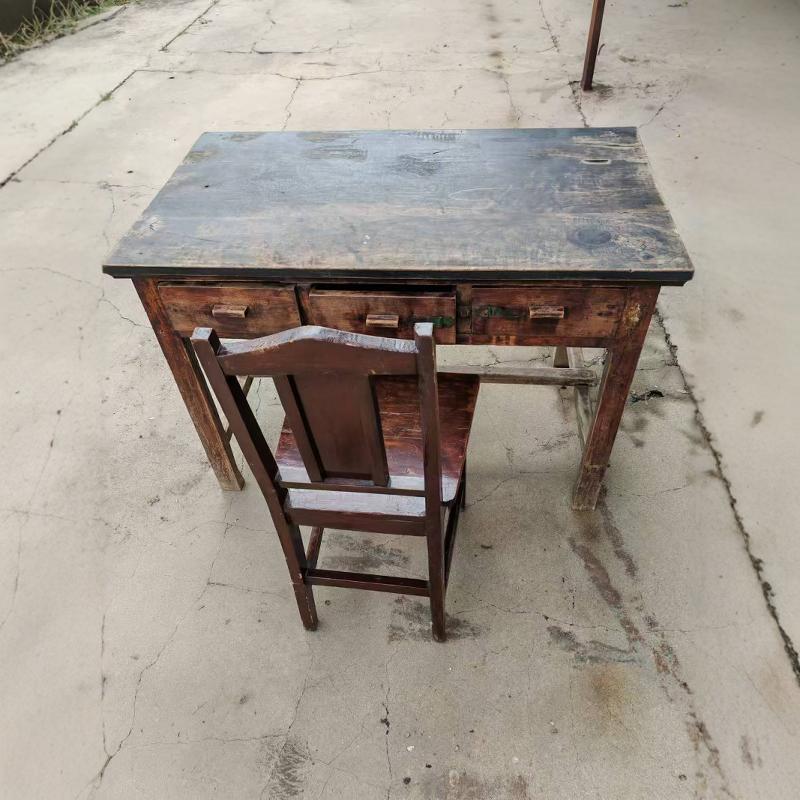 Folk-Custom Old Objects from the 1980S, a Set of Office Desks, Nostalgic Furniture, Vintage Ornaments, Homestay Decorations, Film and Television Props