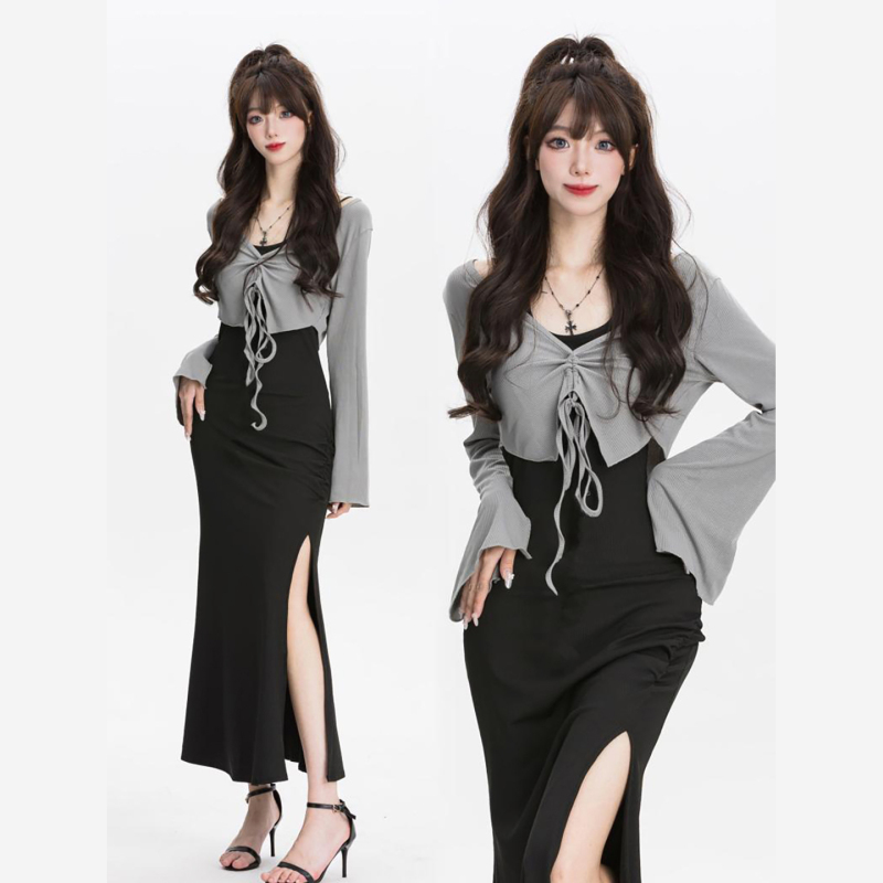 Korean Style New Black Swan Long Dress Niche Halter Neck Pleated Bodycon Mini Skirt Slim Fit Cardigan Two-Piece Set Korean Style New Black Swan Long Dress Niche Halter Neck Pleated Bodycon Mini Skirt Slim Fit Cardigan Two-Piece Set