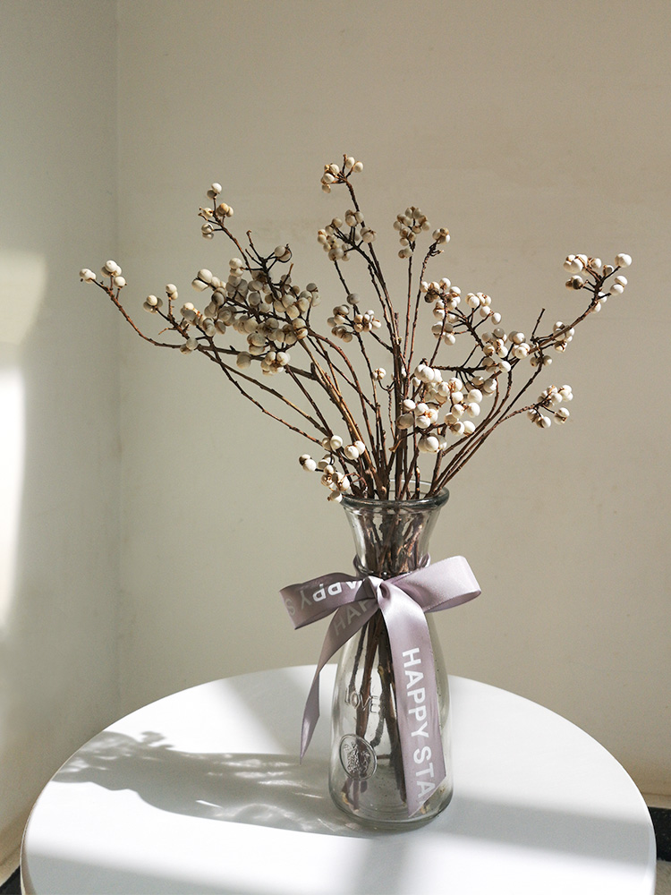 Small white fruit dried flower bouquet decoration pendulum decoration pearl barley flower bedroom living room flower arrangement ins small frescoed home furnishing