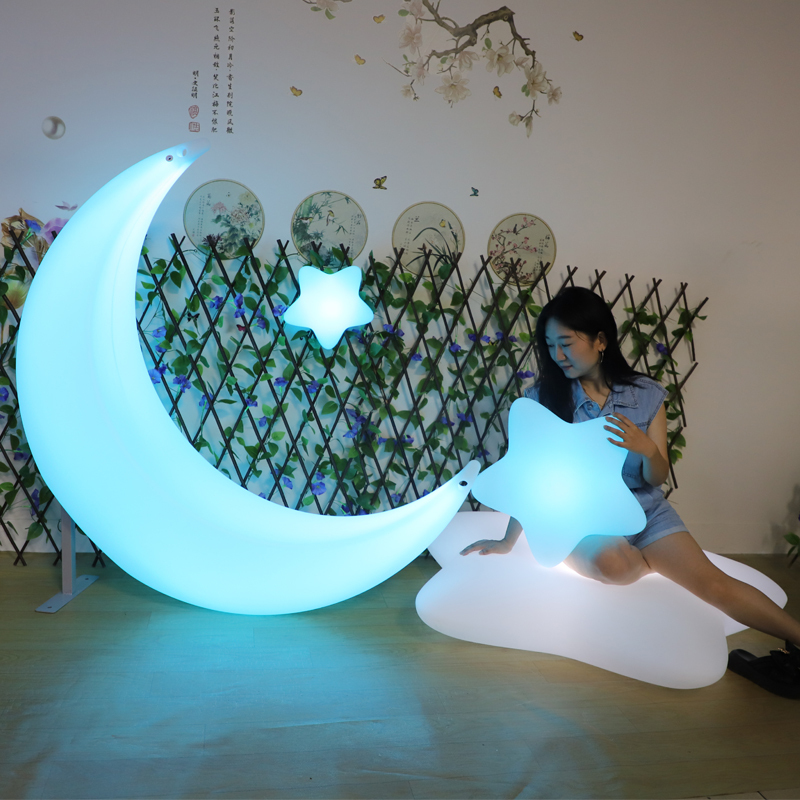 Glowing Moon Lamp, Color-Changing, Waterproof, Popular on Social Media, Landscape Light, Solar-Powered Crescent Moon Lamp for Guesthouses, Courtyards, and Parks