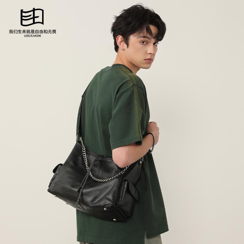 It's Freedom. Cowhide Black Warrior-Style High-End Single-Shoulder Crossbody Bag, Versatile Commuter Tote Bag, Genuine Leather Messenger Bag It's Freedom. Cowhide Black Warrior-Style High-End Single-Shoulder Crossbody Bag, Versatile Commuter Tote Bag, Genuine Leather Messenger Bag