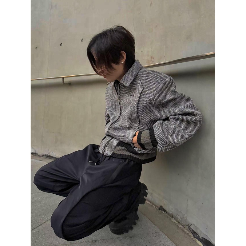 Roes X Psto Light Luxury Heavy-Duty Lapel Chanel-Style Padded Shoulder Jacket with a Clean and Sophisticated Feel