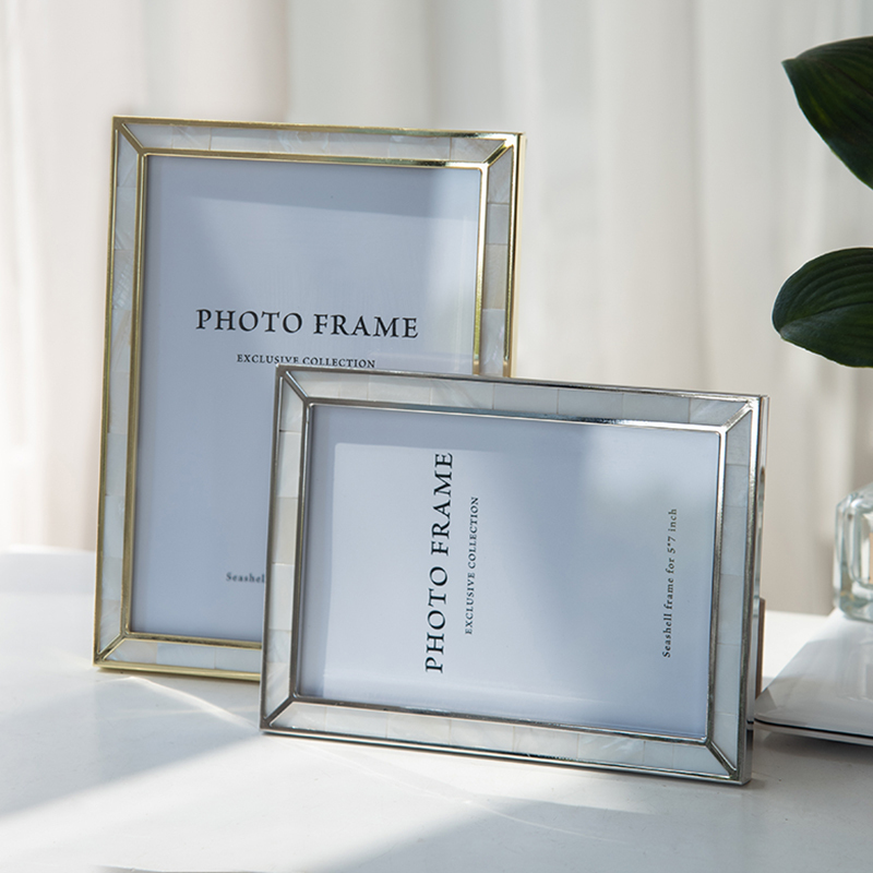 Xinwu Island High-End Light Luxury Shell Photo Frame Display Stand Creative Metal Simple 6 7 8 Inch 10 with Glass Empty Frame