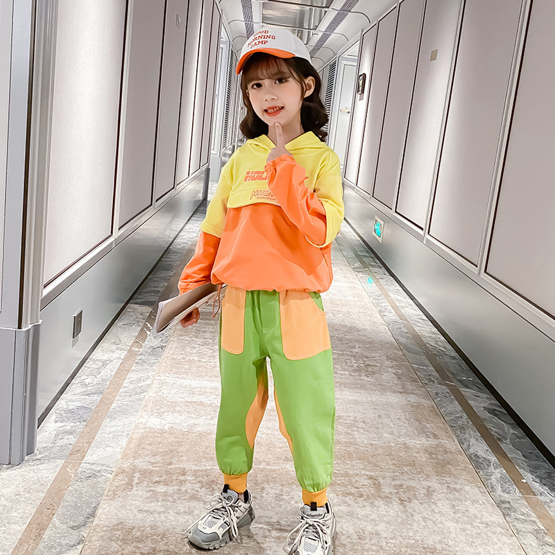 Girls' suit spring 2021 new Western style Korean version in the big children's fashion children's sweater girls sports two-piece suit