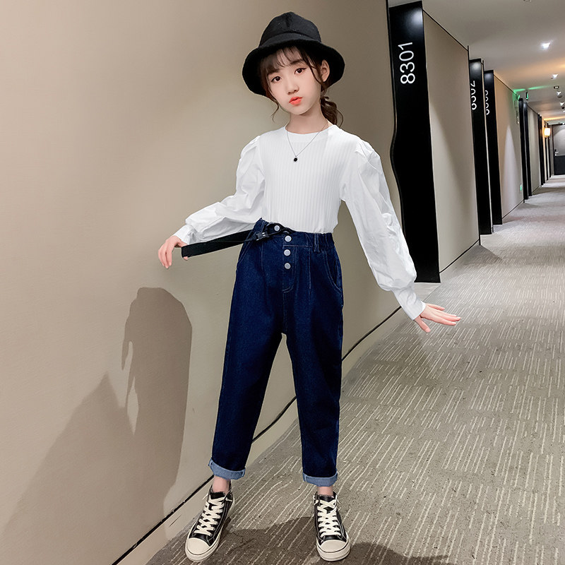 Girls Spring Clothing 2023 New Ocean Fashion and loose jeans strap suit for children Han Edition girl two pieces