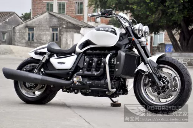 16 năm chiến thắng tên lửa 2300 của Anh mô hình xe máy hành trình Rocket III - mortorcycles