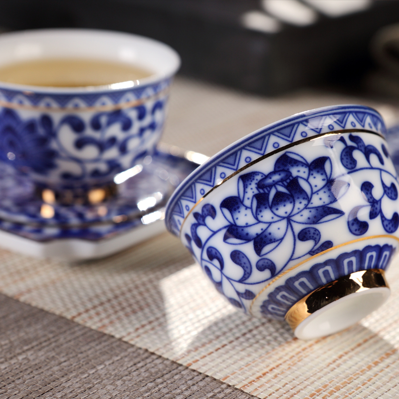 Ceramic home office cup tea cup archaize kongfu tea tureen of blue and white porcelain teapot teacup suit restoring ancient ways