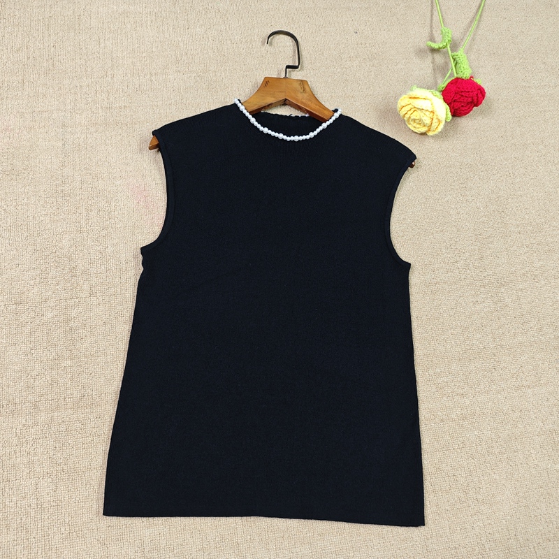 French-Style Elegant Pearl Collar Sleeveless Wool Knit Vest for Women, Black Slim Fit Versatile Stylish Top