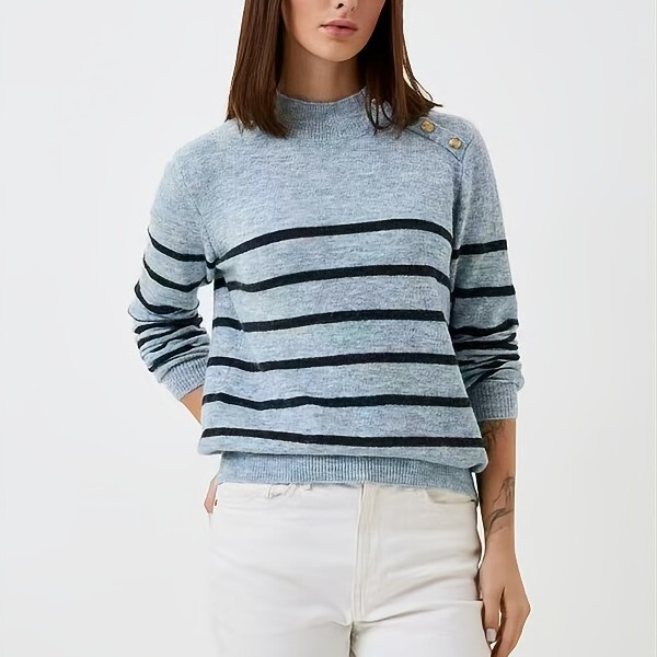 French Single-Layer Sweater for Women, Autumn and Winter, Soft and Warm, Elegant Metal Buckle, Half-High Round Neck, Striped Knitwear French Single-Layer Sweater for Women, Autumn and Winter, Soft and Warm, Elegant Metal Buckle, Half-High Round Neck, Striped Knitwear