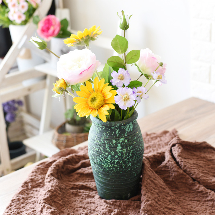 Simulation flowers, roses sitting room table floral arrangements soft adornment manual coarse some ceramic jar jar flower vase