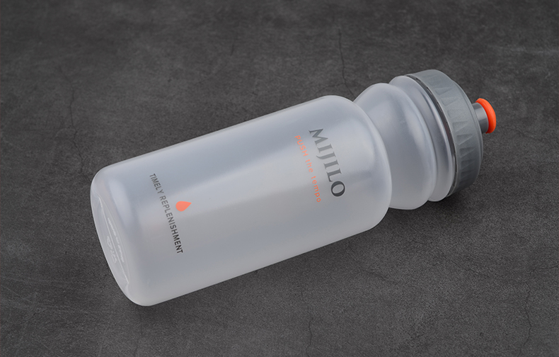 Mikilu MIJILO chạy cốc nước thể dục thể thao chai xách tay marathon xuyên quốc gia chạy báo chí loại 500 ML bình nước 2 lít tập gym