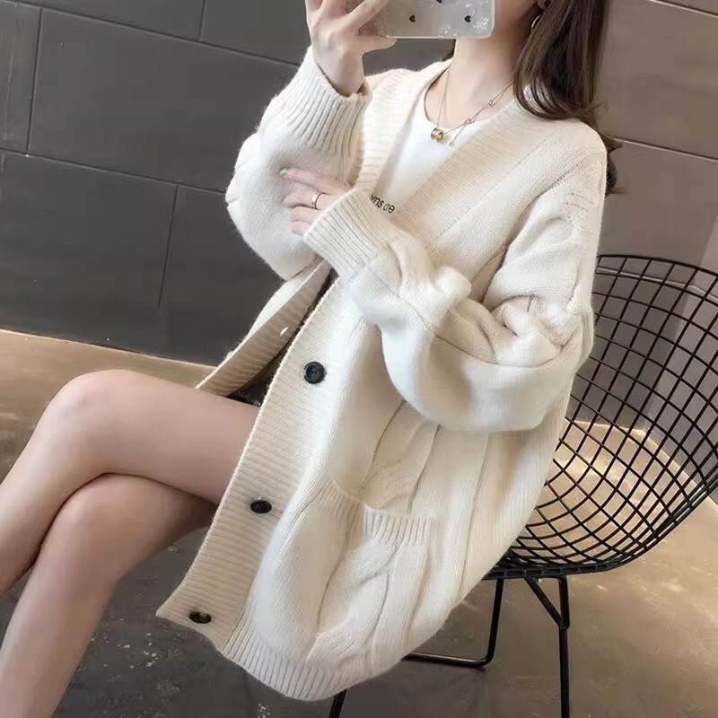 2026 Spring and Autumn New Style Lazy Style V-Neck Cable Knit Sweater Loose Fit Women's Cardigan Versatile Sweater Coat 2026 Spring and Autumn New Style Lazy Style V-Neck Cable Knit Sweater Loose Fit Women's Cardigan Versatile Sweater Coat
