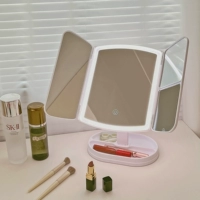 Белый многоцветный зарядный кабель, зеркальный эффект