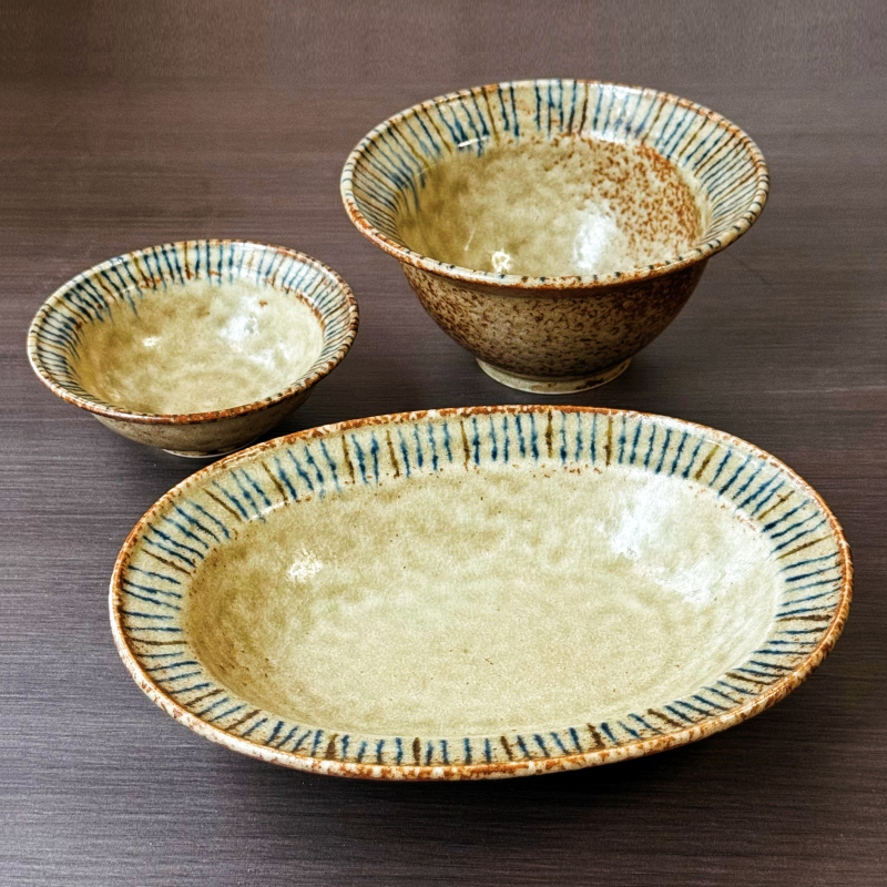 Japanese Imported Vintage Pine Leaf-Style Distressed Tableware for Home Use, Underglaze Coarse Pottery Ceramic Dish Plates, Salad Bowls, Japanese-Style Dish Plates