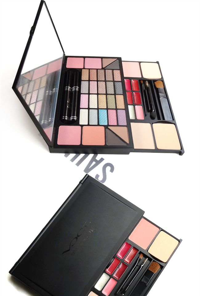 New Dynamic Makeup Dish Bút kẻ mắt Mascara Phấn mắt Son môi Red Red Powder Powder Beauty Makeup Set - Bộ sưu tập trang điểm bảng mắt romand