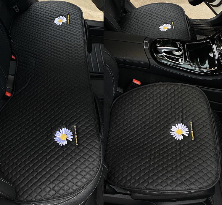 Car cushion small three pieces Monolithic Car Seat Fart Pads Cute Cartoon Chicks All Four Seasons GM Lady