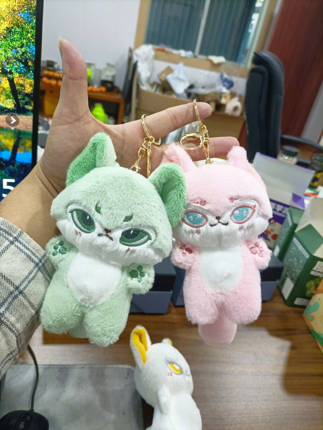 オオカミのような形をしたキーホルダー,野生のオオカミの形をした動物