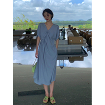 Lu Qingyi design sense pleated V-neck a-line dress womens spring and summer new short-sleeved medium-long loose thin skirt
