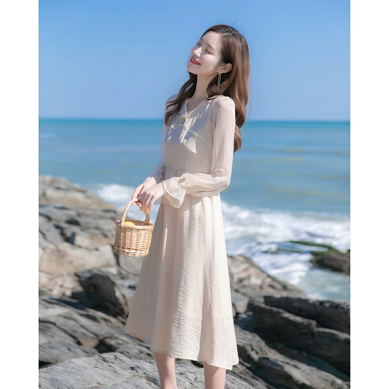 2020 phổ biến phụ nữ mới Pháp phong cách retro cung điện bong bóng tay áo váy cổ tích siêu cổ tích váy hoa chuông - Váy eo cao