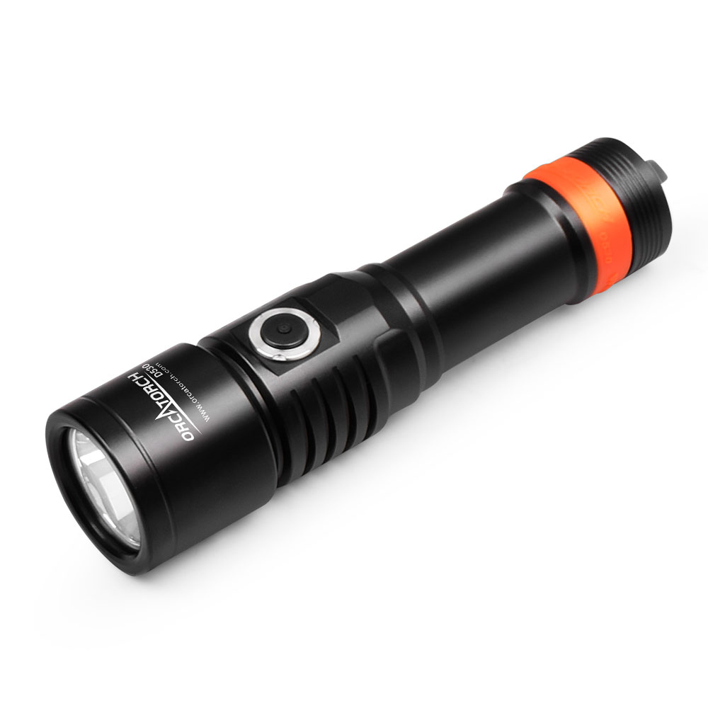 Killer whale OrcaTorch D530 second gear spotlight diving flashlight high brightness 1050 lumens 150 meters waterproof