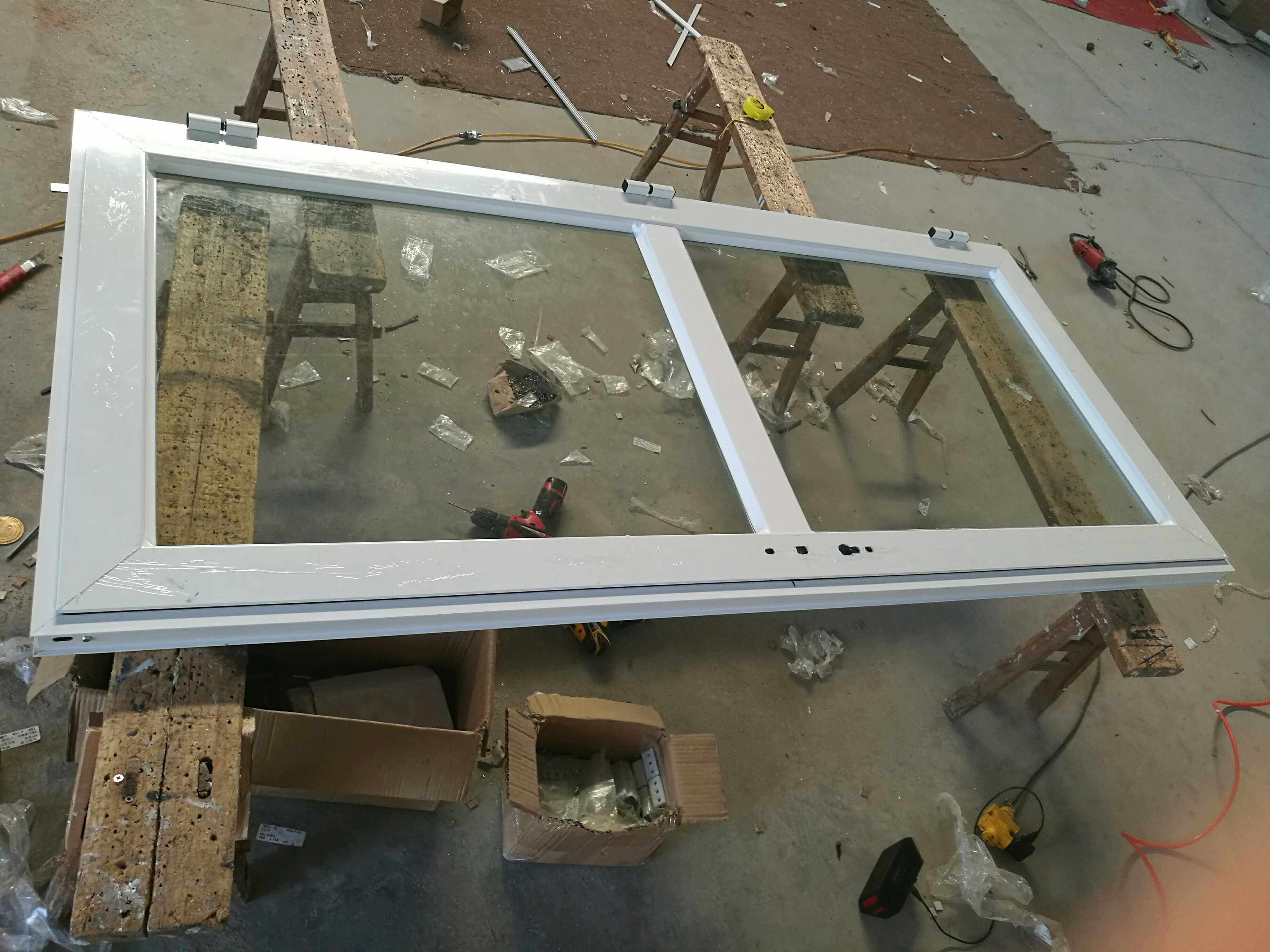 Barn door Color carving door Aluminum alloy powder room door Kitchen sliding door Sliding door Hanging wheel metal door blackboard mirror door