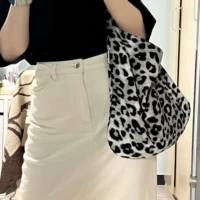 Серый леопардовый линия [модель белой лилии]