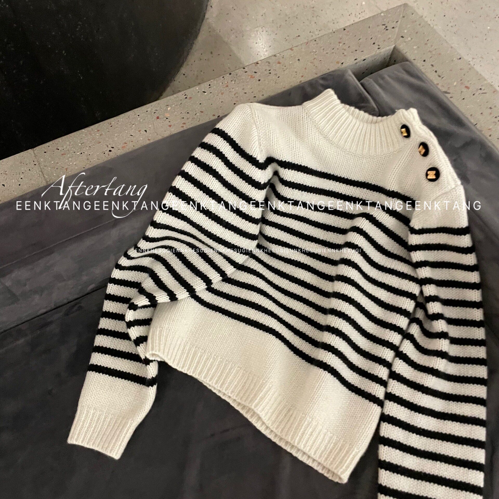 Order) to check the stock ~ eenk2021 autumn and winter striped knitted sweaters