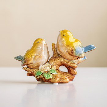 Jingdezhen ceramic bird craft ornaments home decoration living room entrance tv cabinet wine cabinet desktop creative gifts